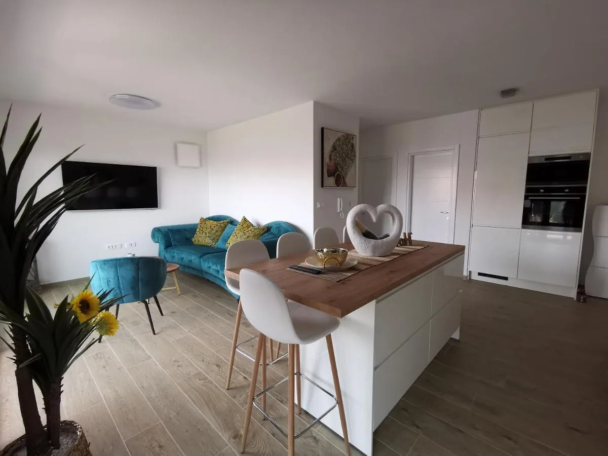 Amaryllis Apartment Trogir Croatia