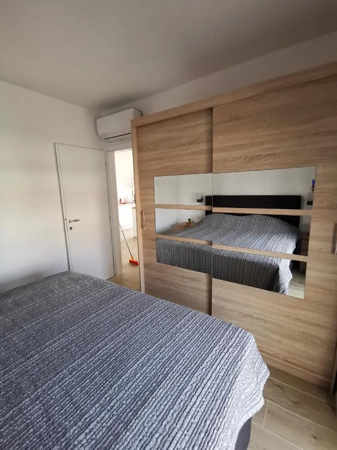 Amaryllis Apartment Trogir 0*,